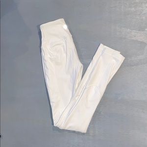 LULULEMON LONG PANT SIZE 2